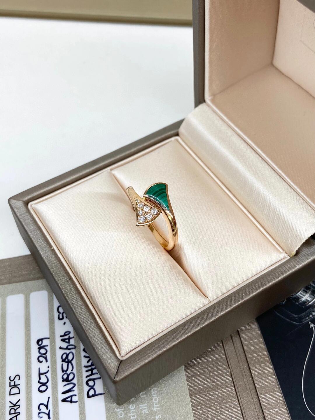 Bvlgari Rose Gold Divas' Dream Ring - Best Replica Jewelry™