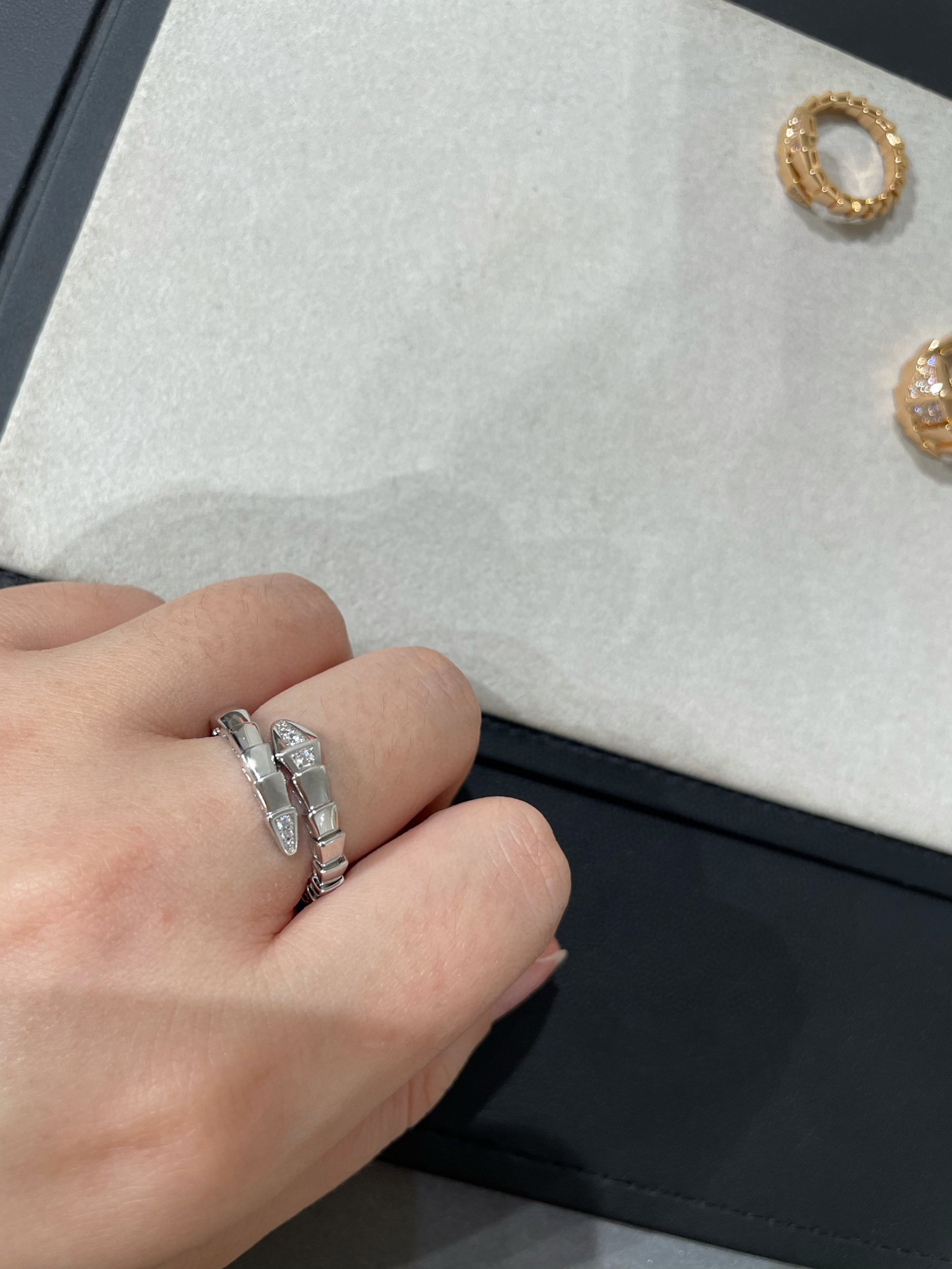 Bvlgari Diamond Head Serpenti Viper Ring - Best Replica Jewelry™