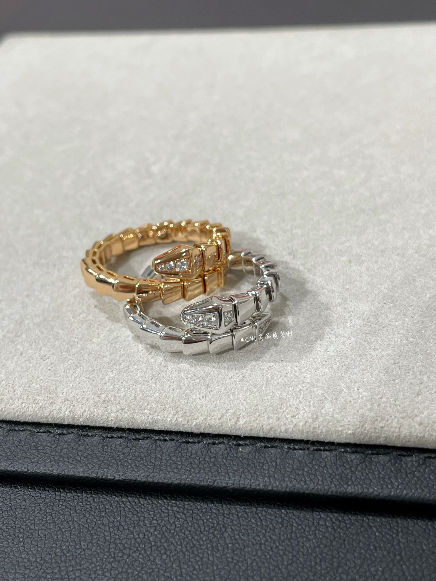 Bvlgari Diamond Head Serpenti Viper Ring - Best Replica Jewelry™
