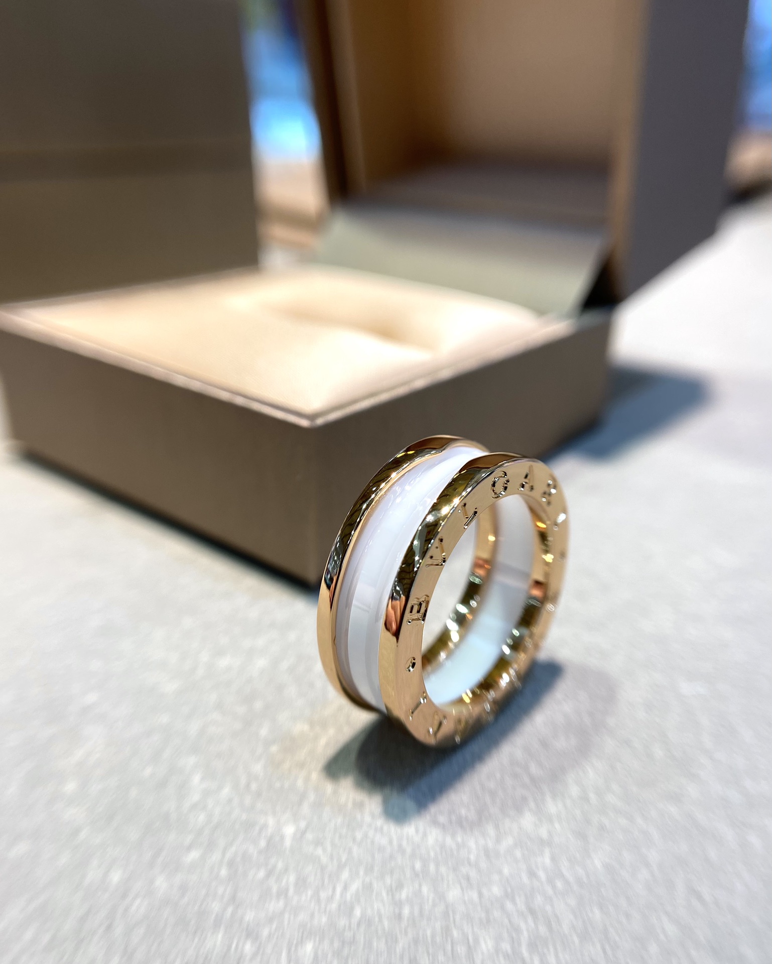 Bvlgari Rose Gold and White B.zero1 Ring - Best Replica Jewelry™