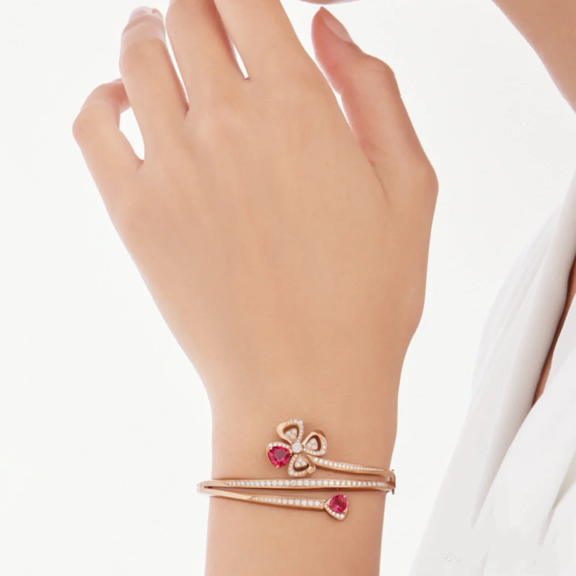 Bvlgari Red Gem Fiorever Bracelet Rose Gold - Best Replica Jewelry™