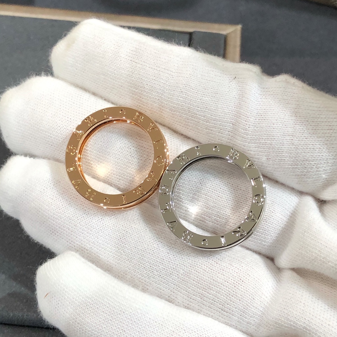 Bvlgari Diamond Paved One-band B.zero1 Ring - Best Replica Jewelry™