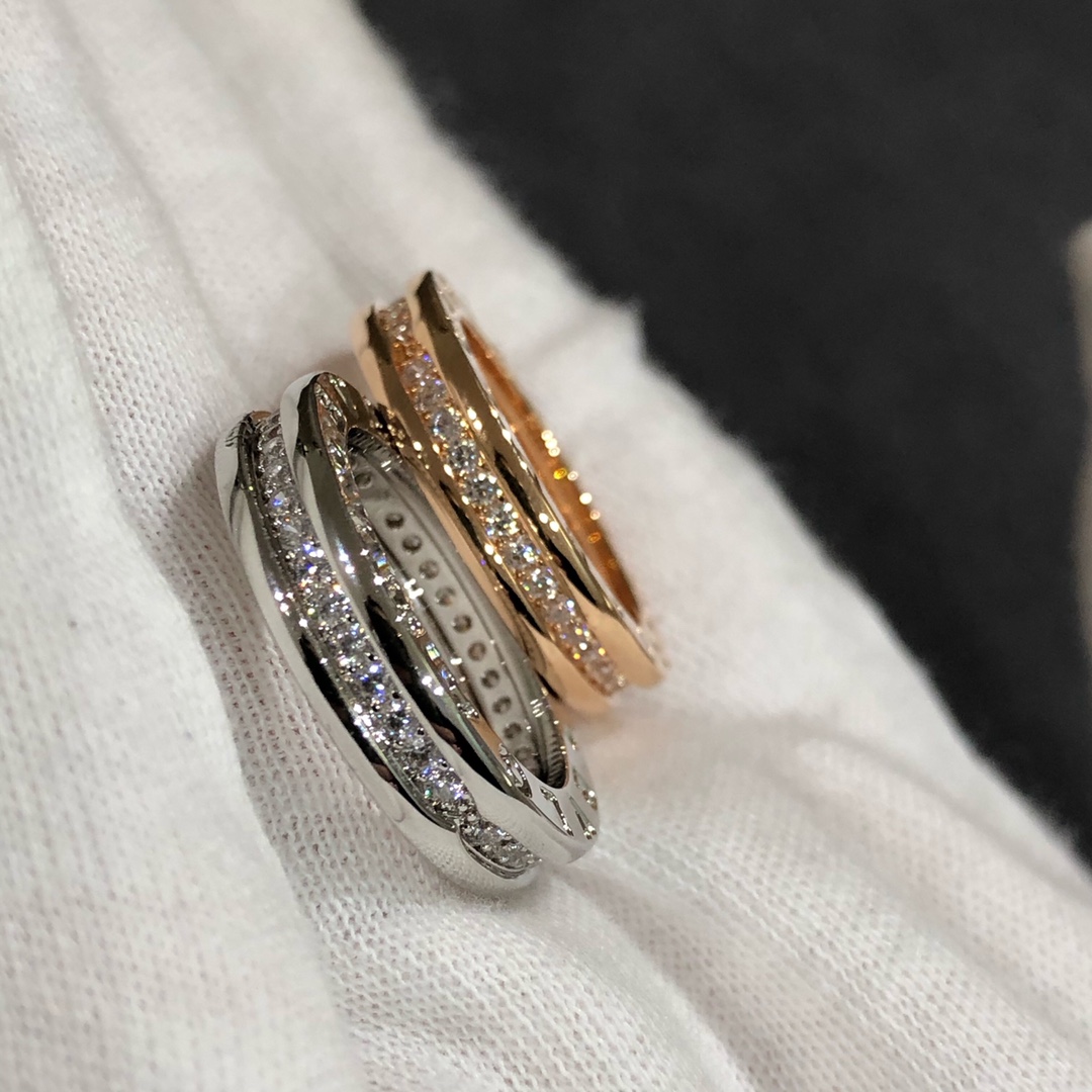 Bvlgari Diamond Paved One-band B.zero1 Ring - Best Replica Jewelry™