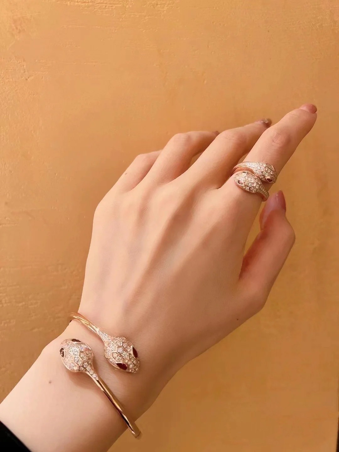 Bvlgari Full Diamond Paved Serpenti Viper Ring - Best Replica Jewelry™