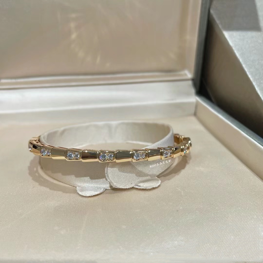 Bvlgari Diamond Paved Serpenti Viper Bracelet Bangle