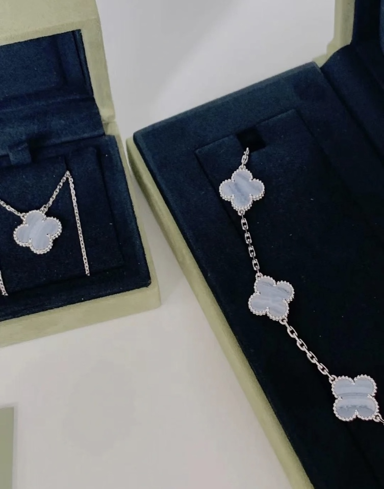 Dupe Van Cleef & Arpels Blue Chalcedony Clover Vintage Alhambra Pendant Necklace Bracelet