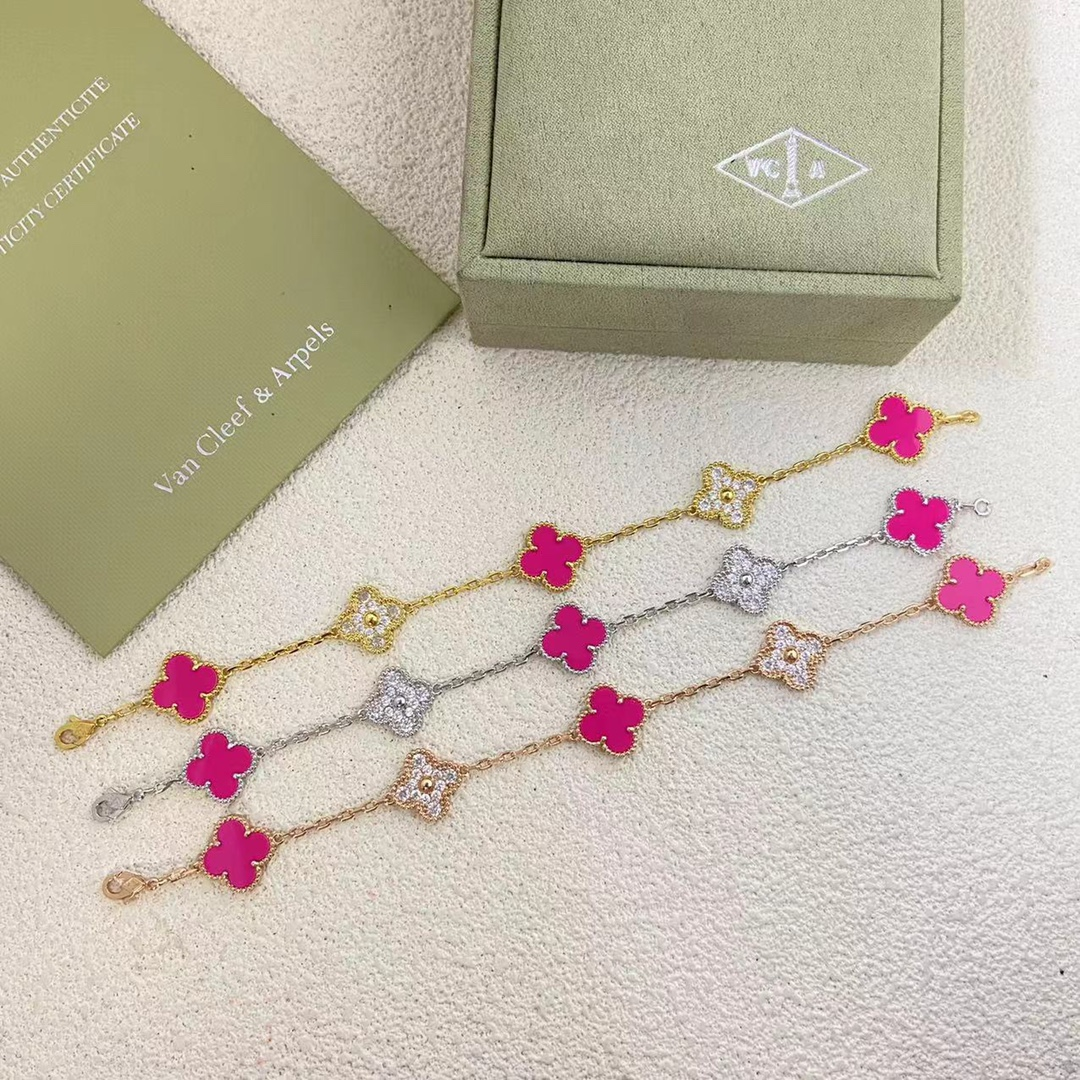 Dupe Van Cleef & Arpels Diamond and Rose Red Vintage Alhambra Bracelet 5 Motifs