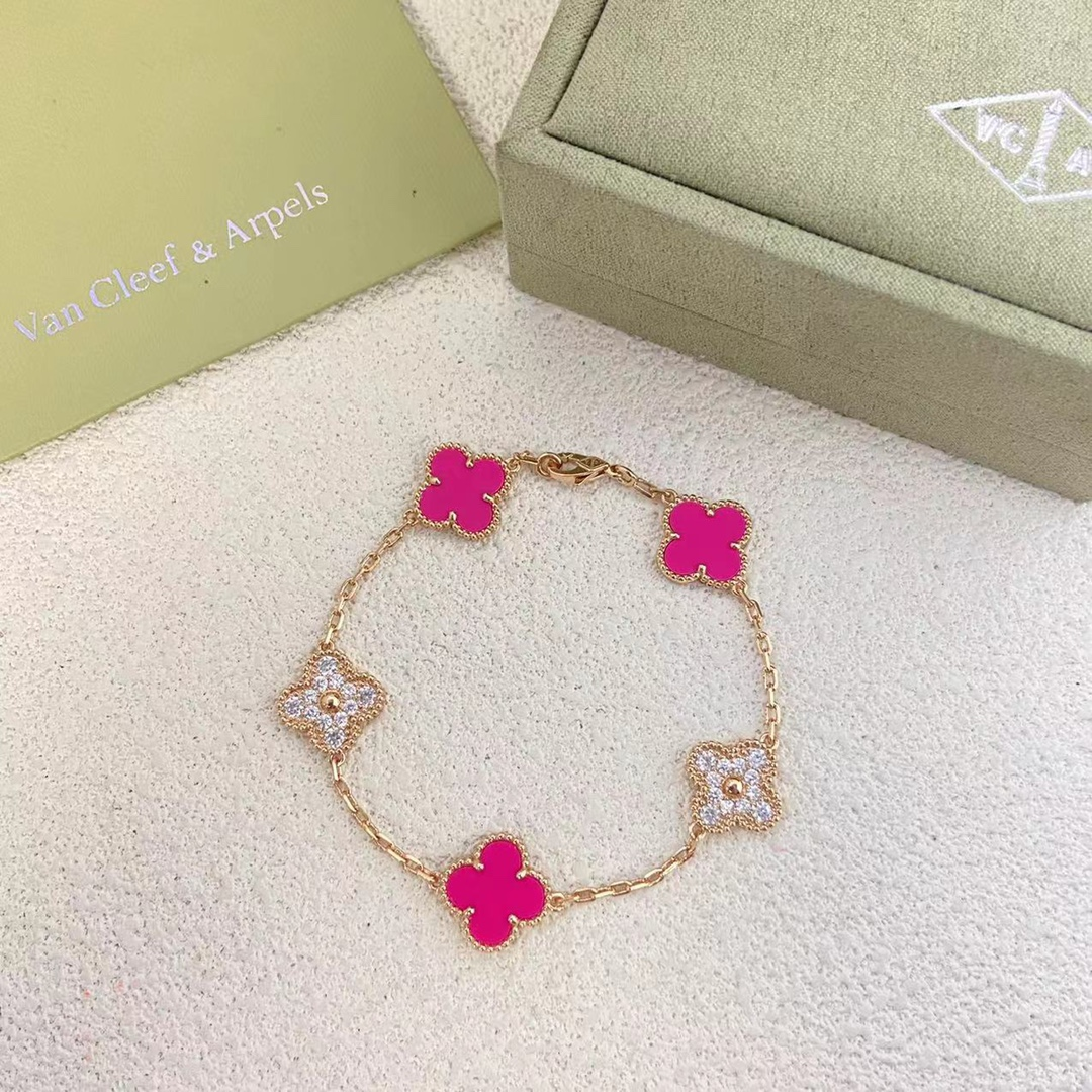 Dupe Van Cleef & Arpels Diamond and Rose Red Vintage Alhambra Bracelet 5 Motifs