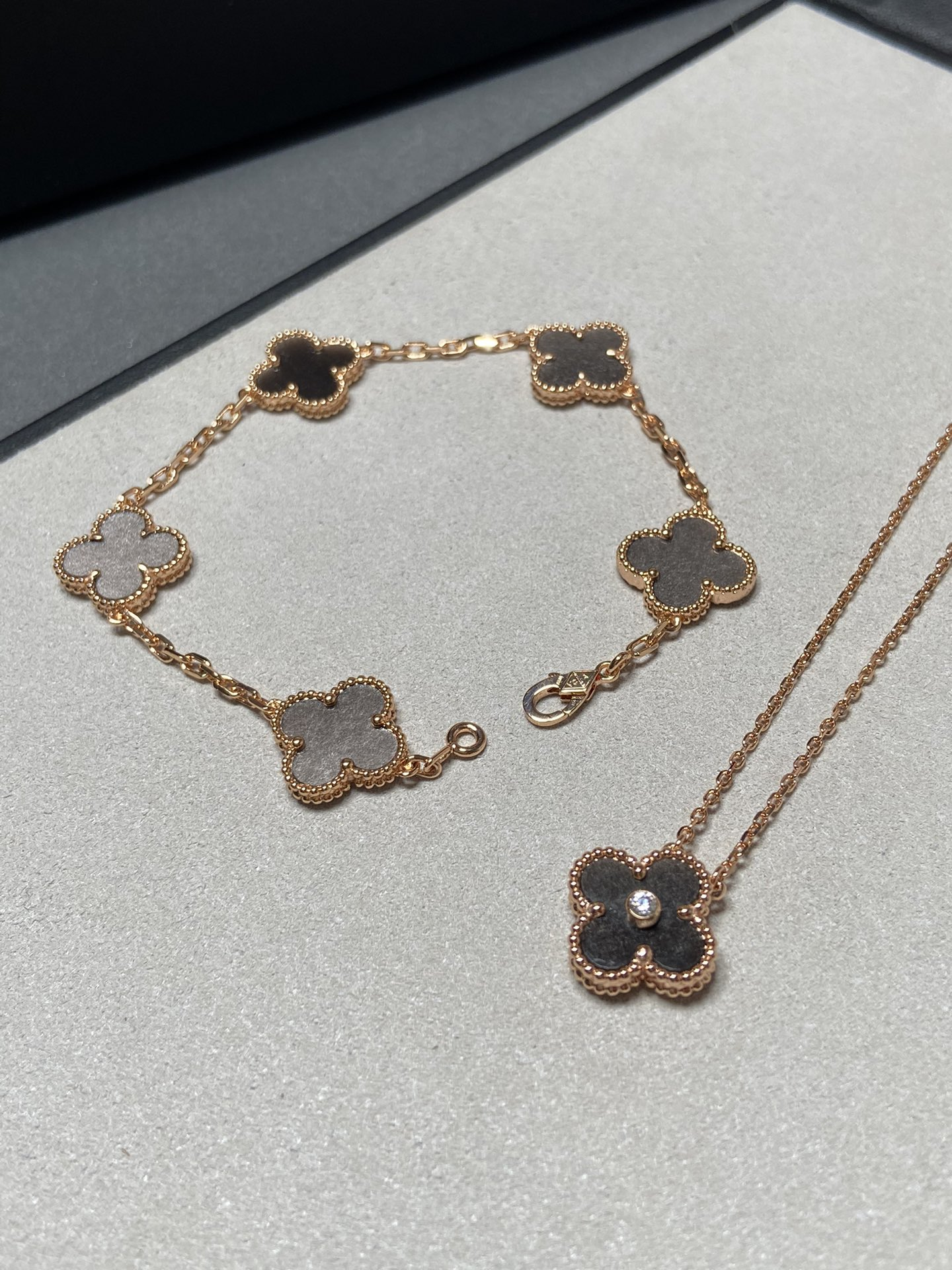 Dupe Van Cleef & Arpels Obsidian Alhambra Bracelet and Necklace