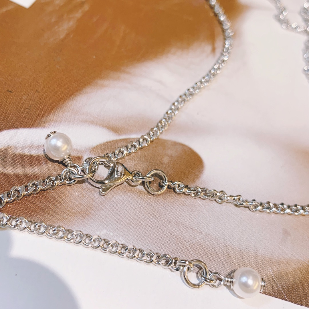 Dupe Chanel Minimalistic Star CC Pendant Silver Bracelet Necklace