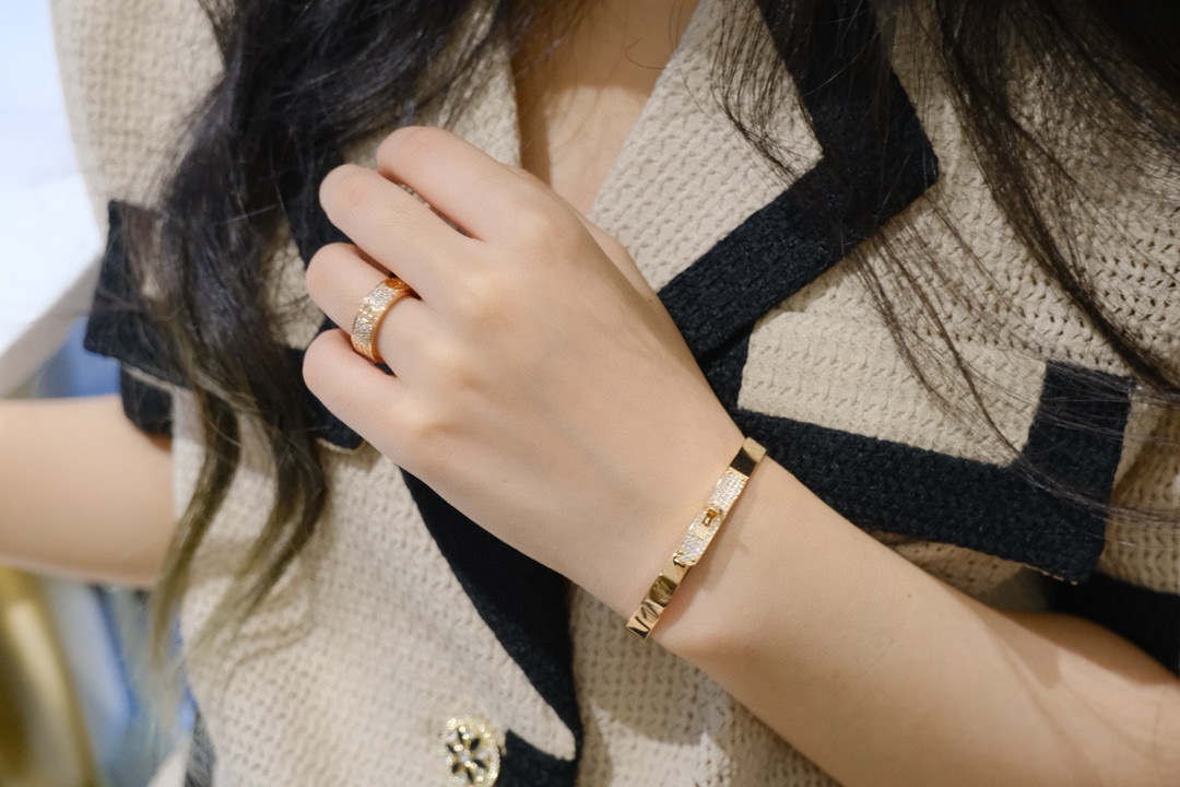 Dupe Hermes Kelly Pave Bracelet Bangle