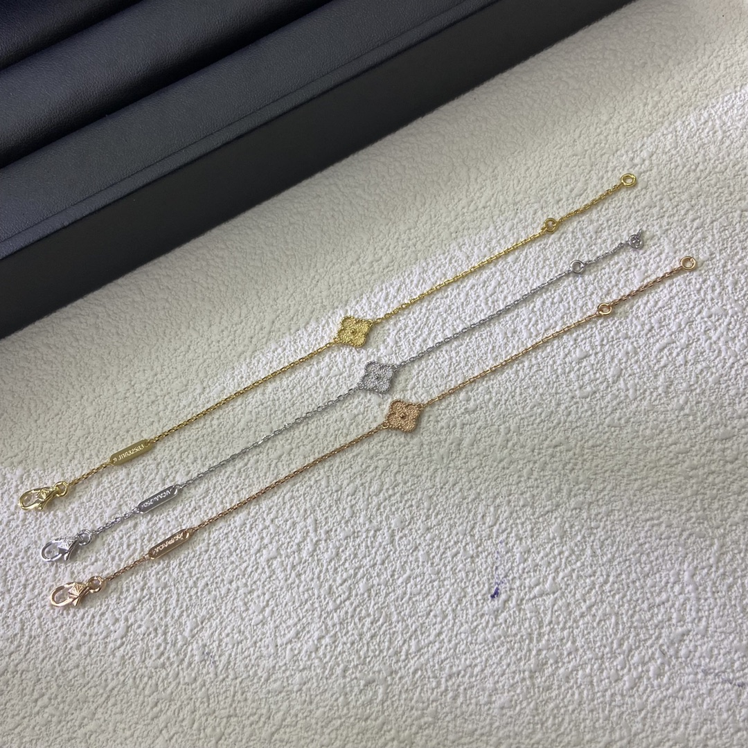 Dupe Van Cleef & Arpels Sweet Alhambra Bracelet ,1 Motif, No Diamond