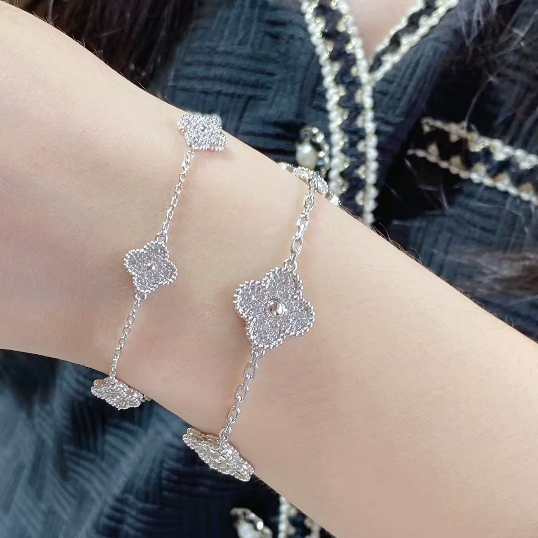Dupe Van Cleef & Arpels Sweet Alhambra Full Diamond Bracelet, 6 Motifs