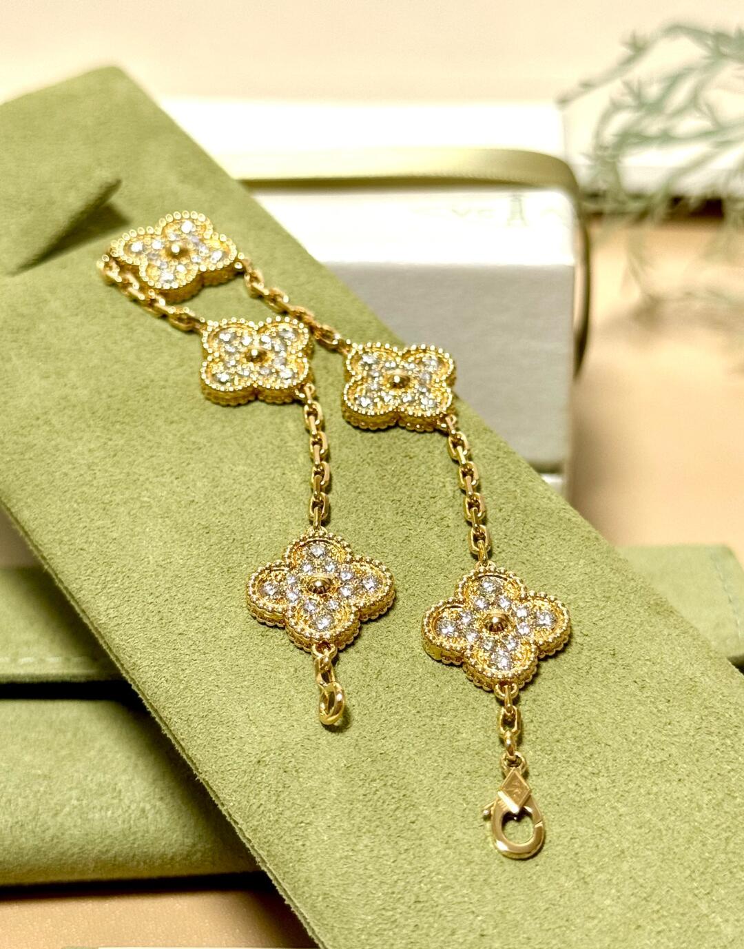 Van Cleef & Arpels Vintage Alhambra Bracelet in Gold-tone with Paved,5 Motifs