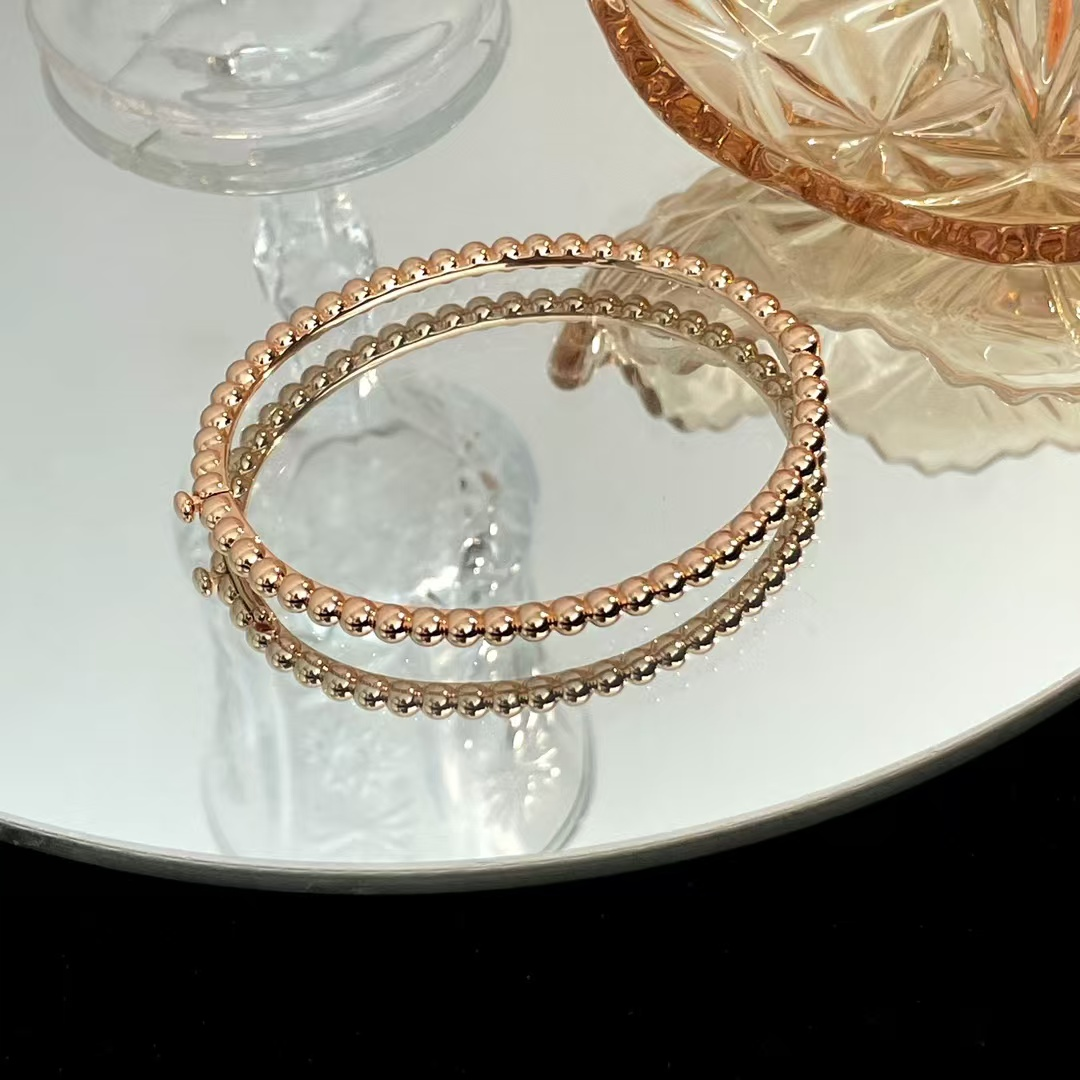 Dupe Van Cleef & Arpels Perlee Pearls of Gold Bracelet - Medium Bangle