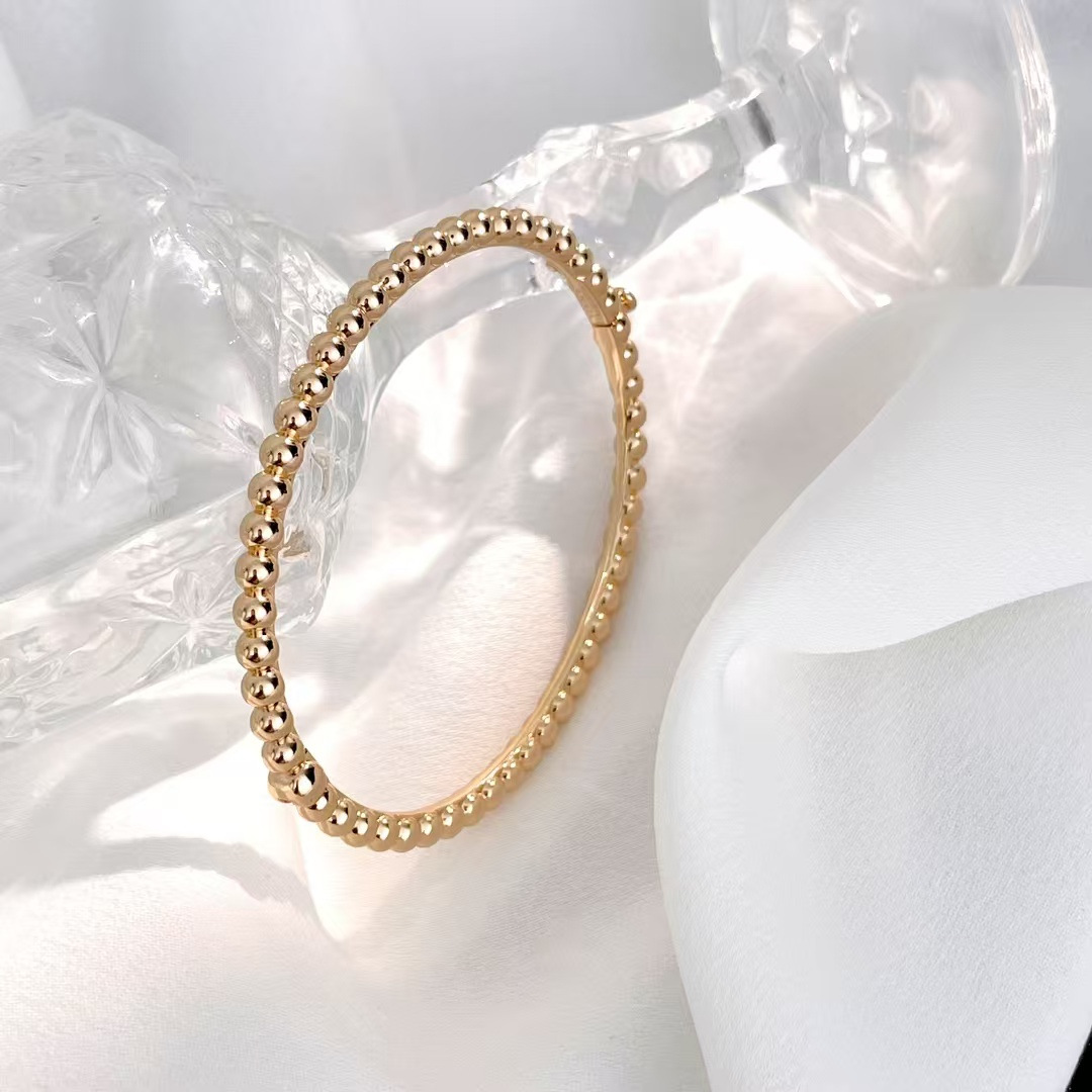 Dupe Van Cleef & Arpels Perlee Pearls of Gold Bracelet - Medium Bangle