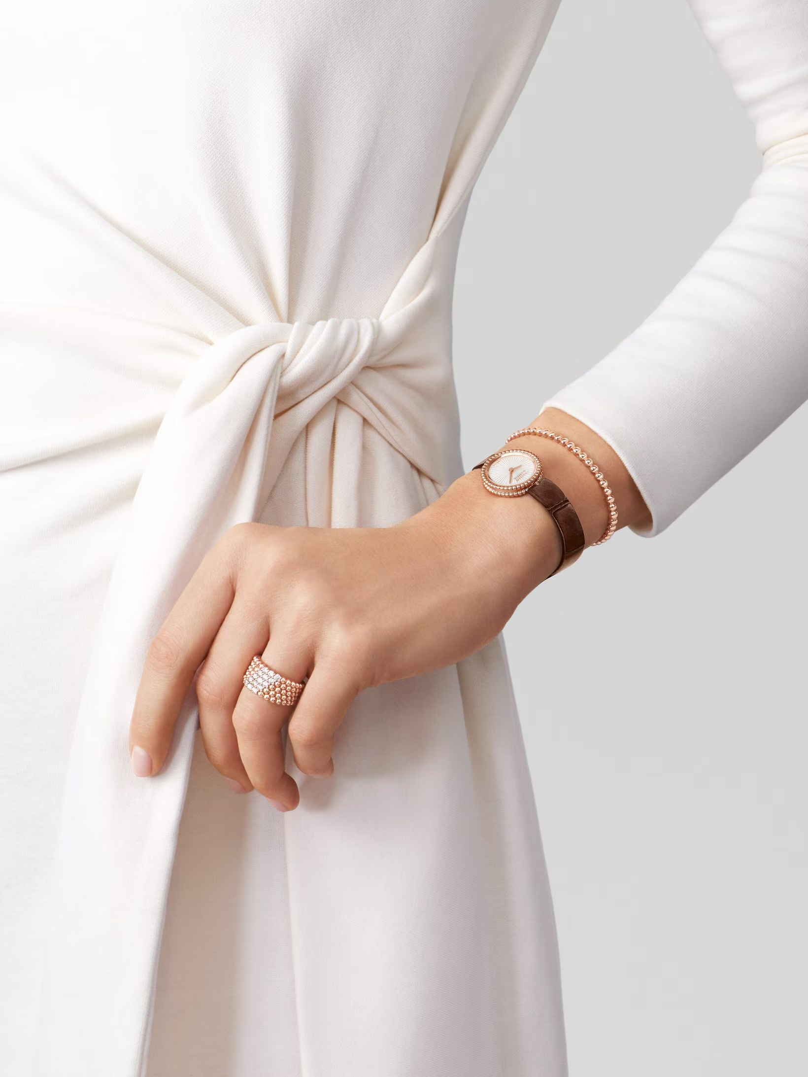 Dupe Van Cleef & Arpels Perlee Pearls of Gold Bracelet - Medium Bangle