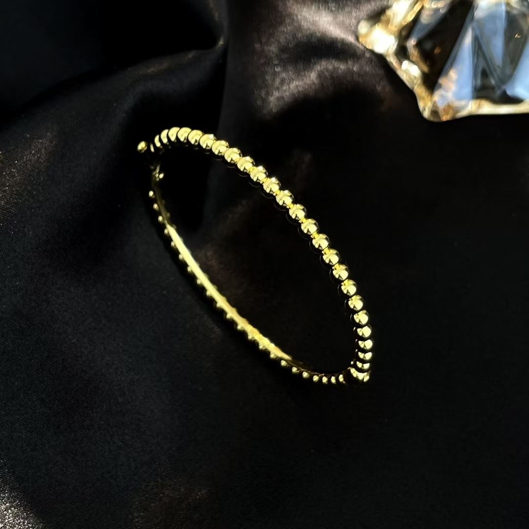 Dupe Van Cleef & Arpels Perlee Pearls of Gold Bracelet - Medium Bangle