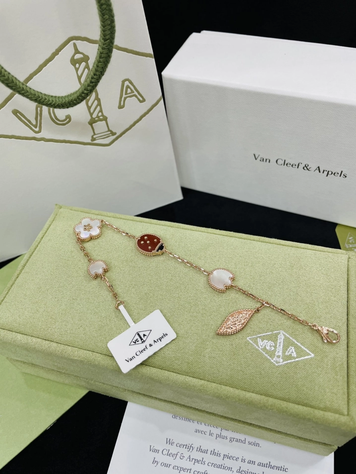 Dupe Van Cleef & Arpels Fauna Ladybug Lucky Spring Bracelet, 5 Motifs