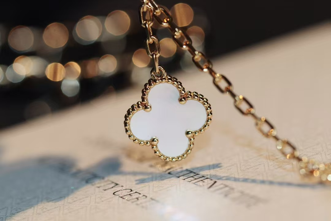 Dupe Van Cleef & Arpels Limited Version Lucky Alhambra Bracelet 4 Motifs