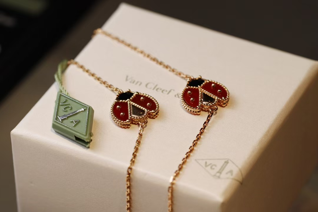 Dupe Van Cleef & Arpels Fauna Lucky Spring Bracelet, Open Wings Ladybug