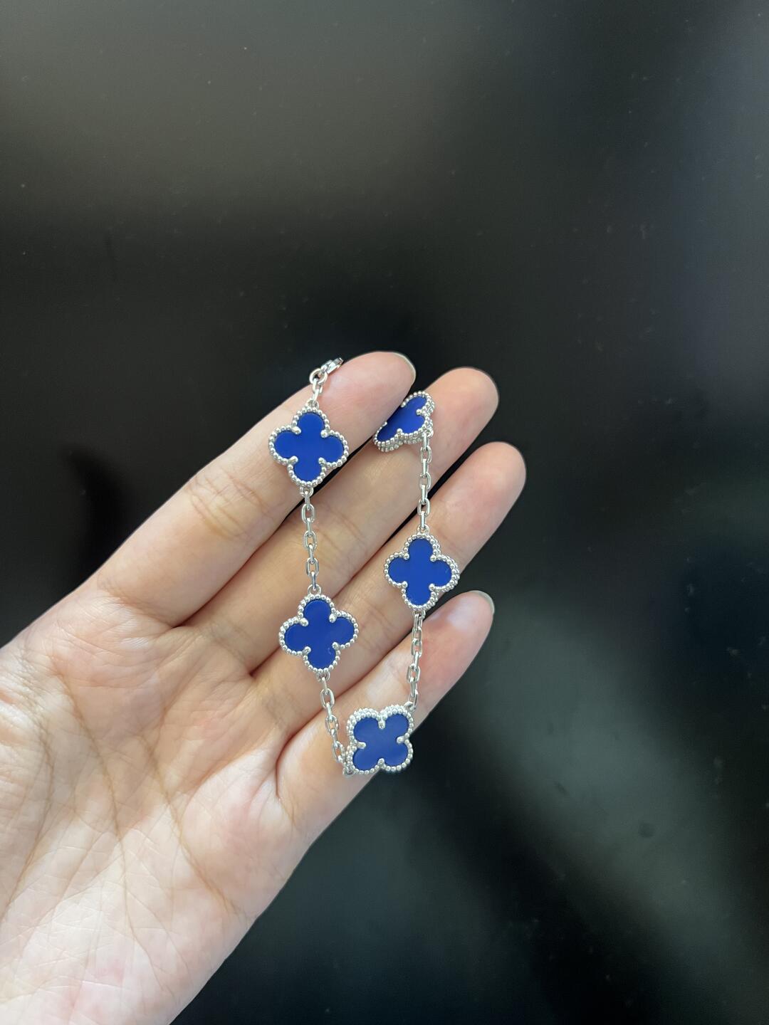 Fake Van Cleef & Arpels Deep Blue Agate Vintage Alhambra Bracelet 5 Motifs