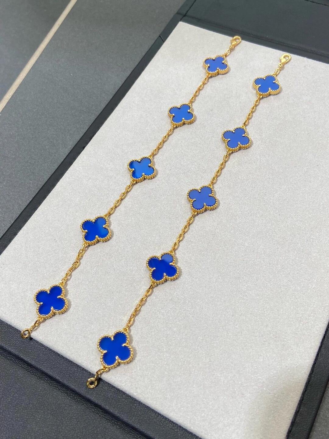 Fake Van Cleef & Arpels Deep Blue Agate Vintage Alhambra Bracelet 5 Motifs
