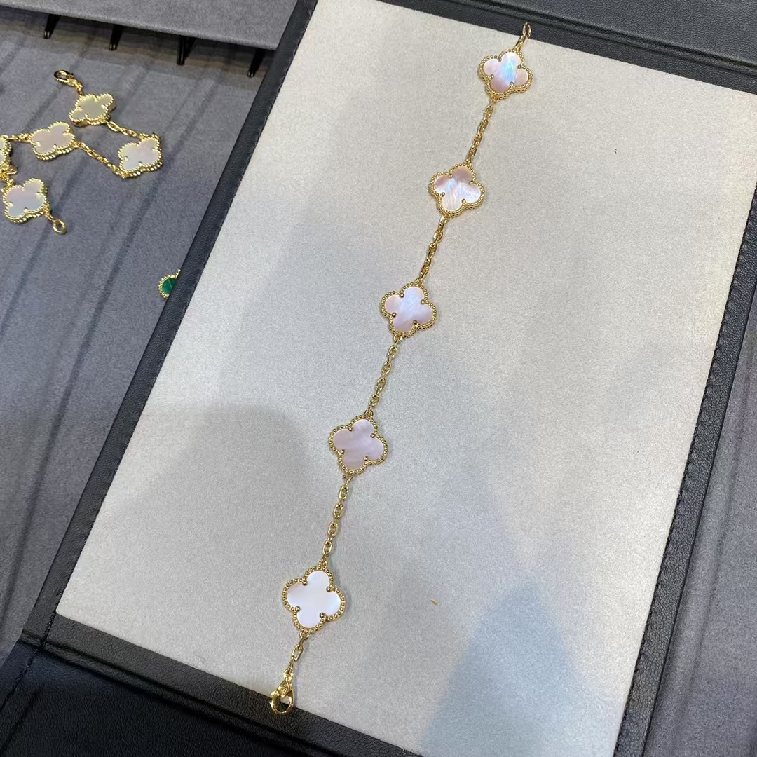 Fake Van Cleef & Arpels Natural Pink Mother of Pearl Vintage Alhambra Bracelet, 5 Motifs