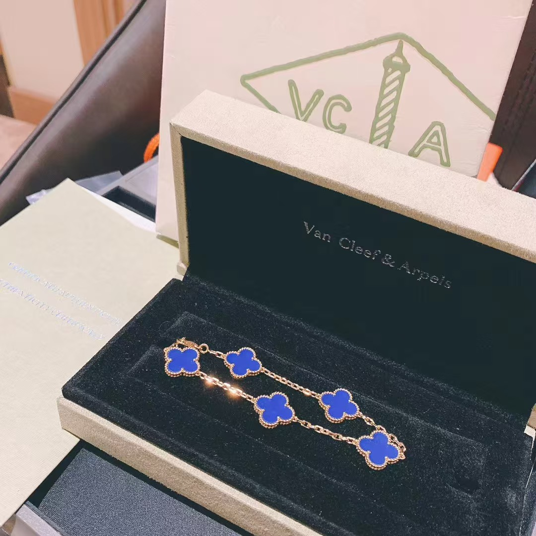 Fake Van Cleef & Arpels Deep Blue Agate Vintage Alhambra Bracelet 5 Motifs