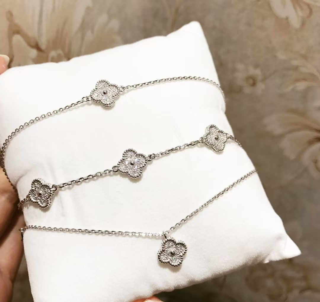Dupe Van Cleef & Arpels Diamond Sweet Alhambra Bracelet in Silver-tone, 6 Motifs