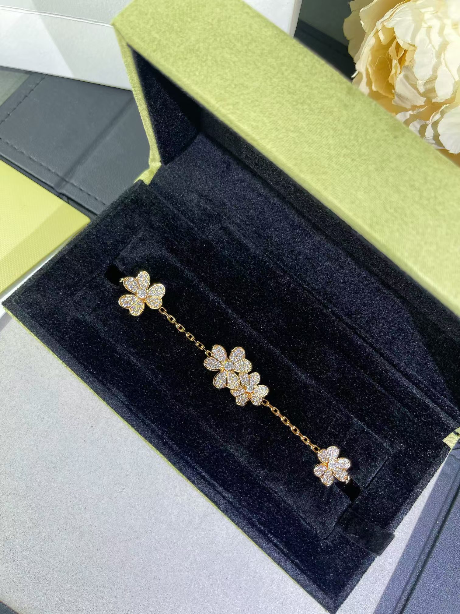 Dupe Van Cleef & Arpels Diamond Paved Frivole Flora Bracelet 5 Motifs