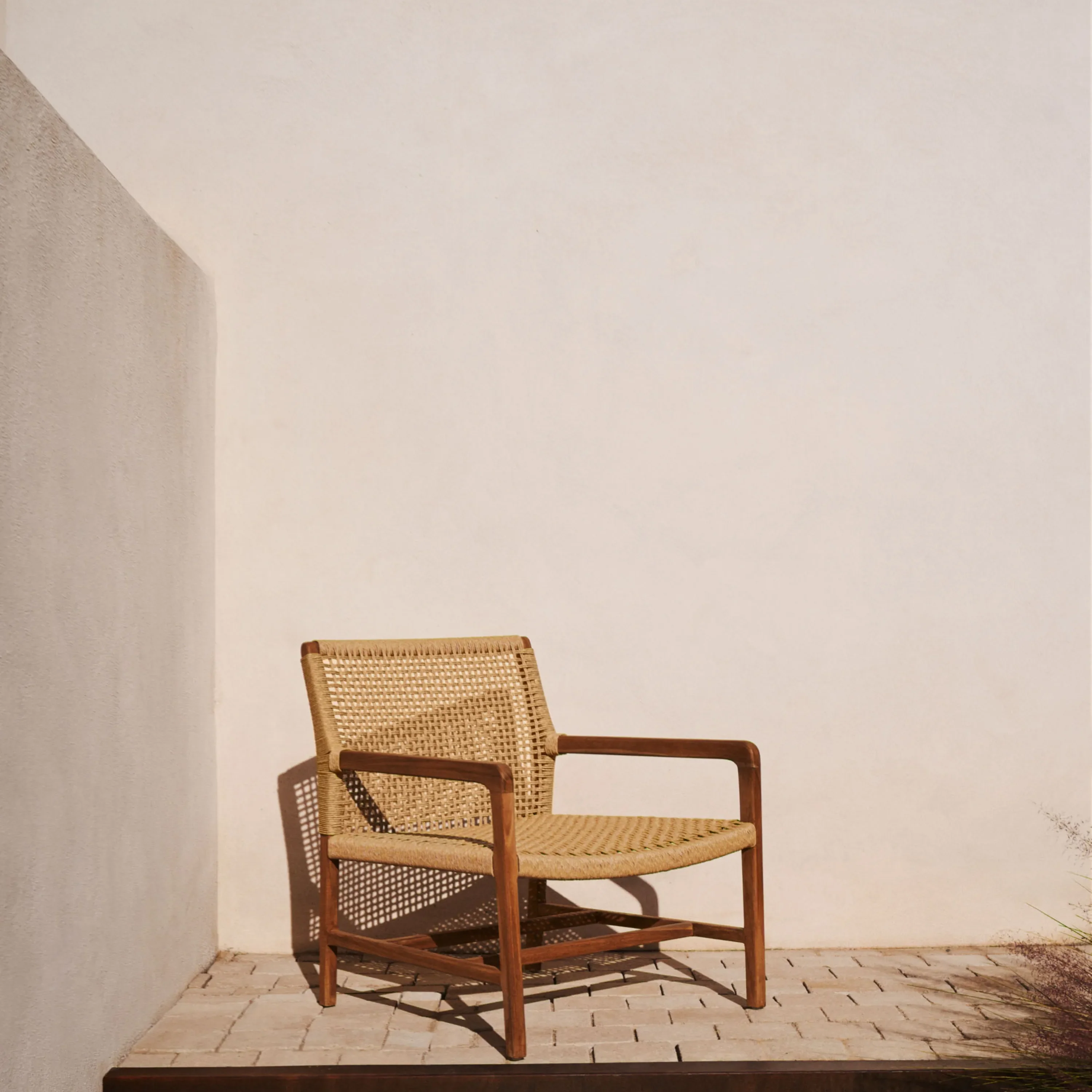 Sabolla Outdoor Armchair - Teak