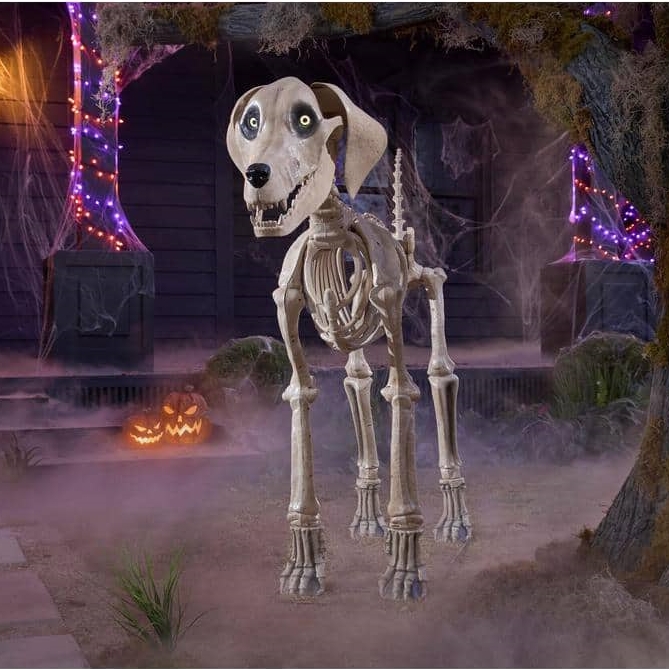 7 ft. Skelly's Dog