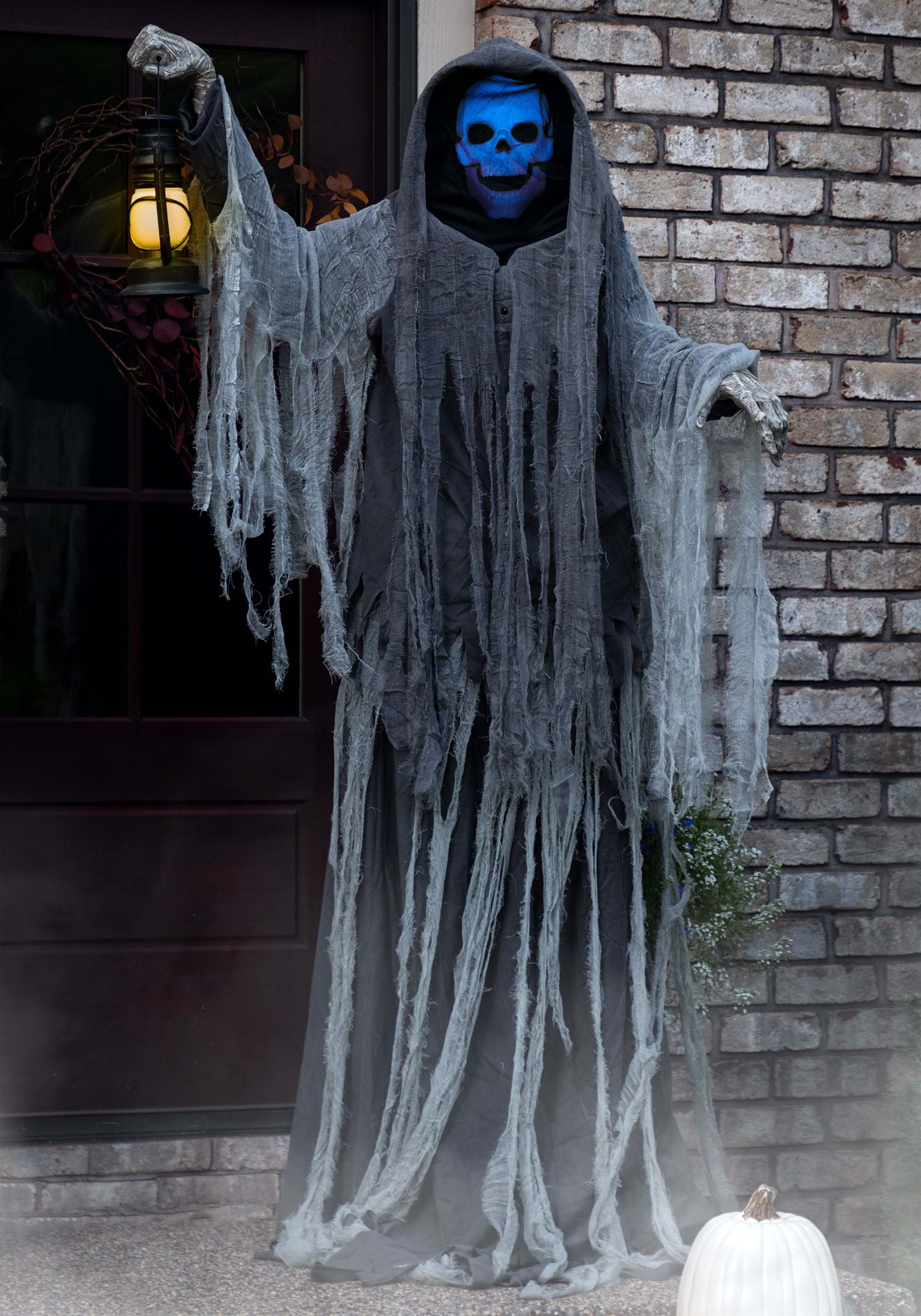 6FT Animated Looming Phantom Halloween Decoration