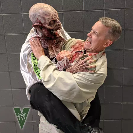 Ambrose The Immortal – Vampire Puppet w/moving mouth*