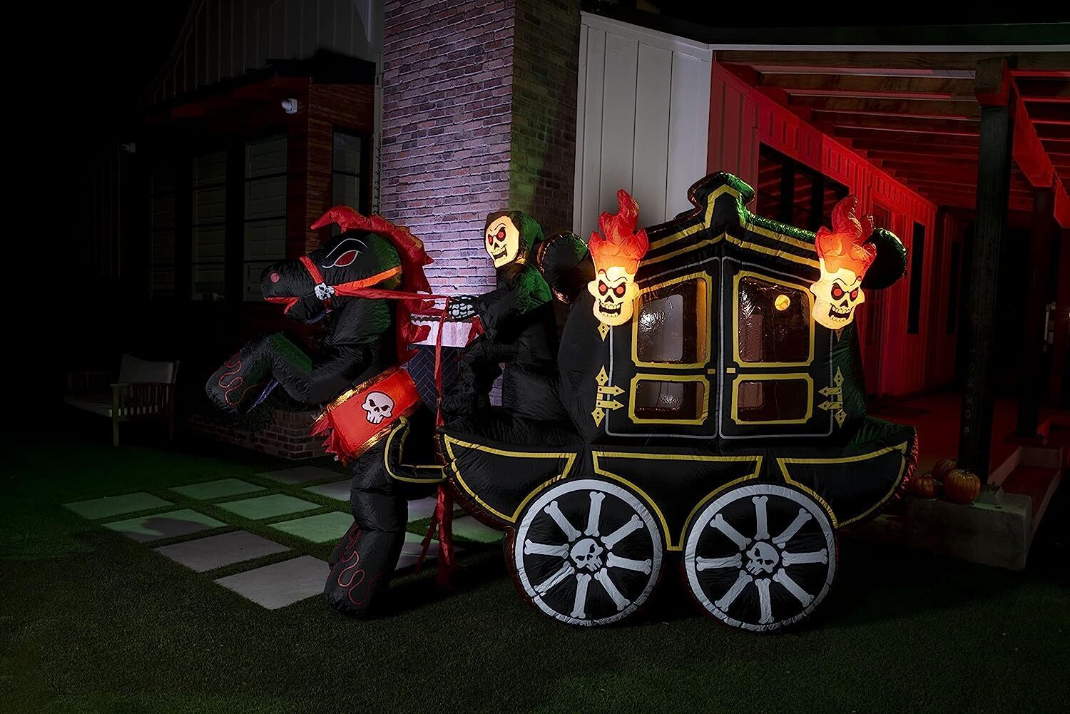 Giant Long Carriage Inflatable