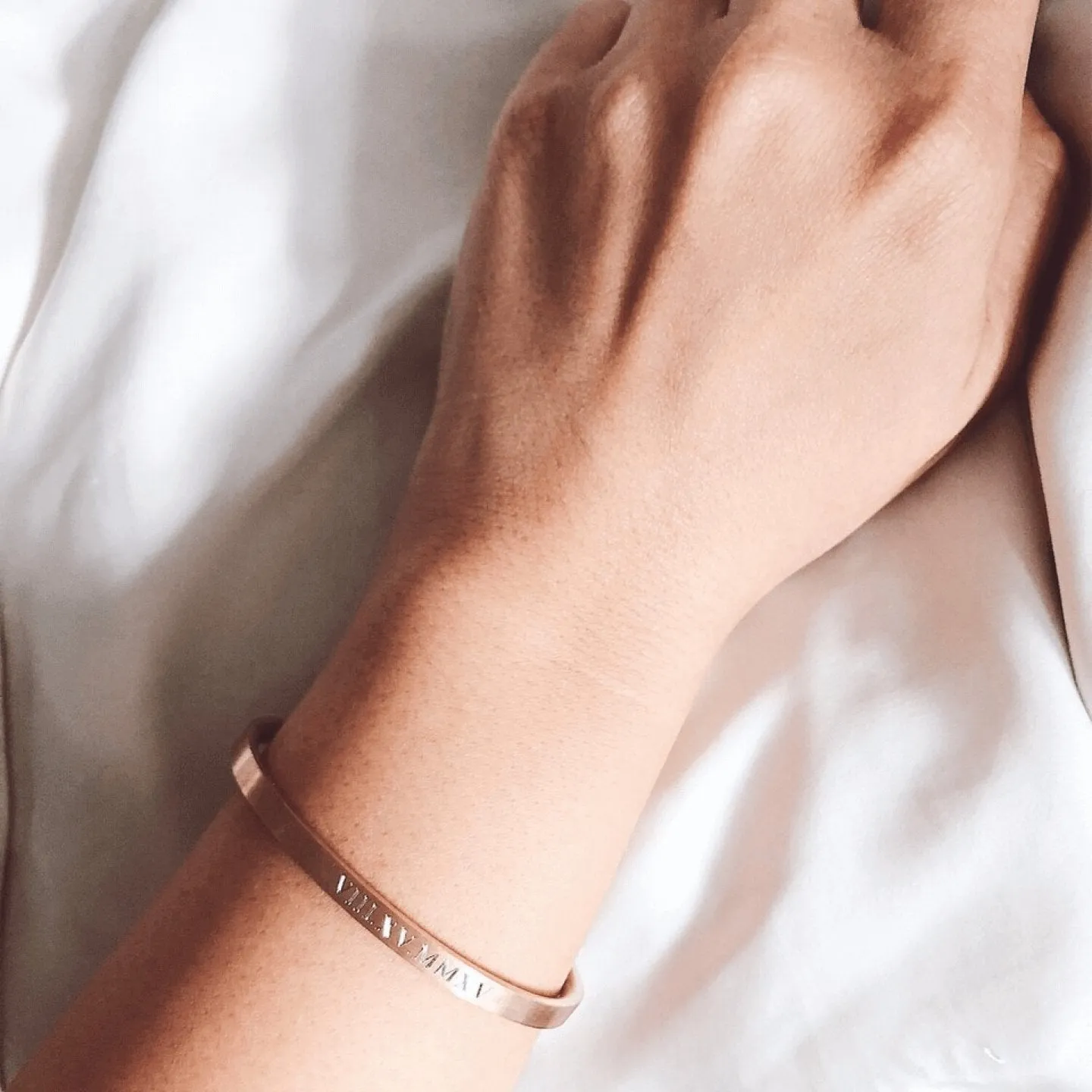 Engrave Brac V1