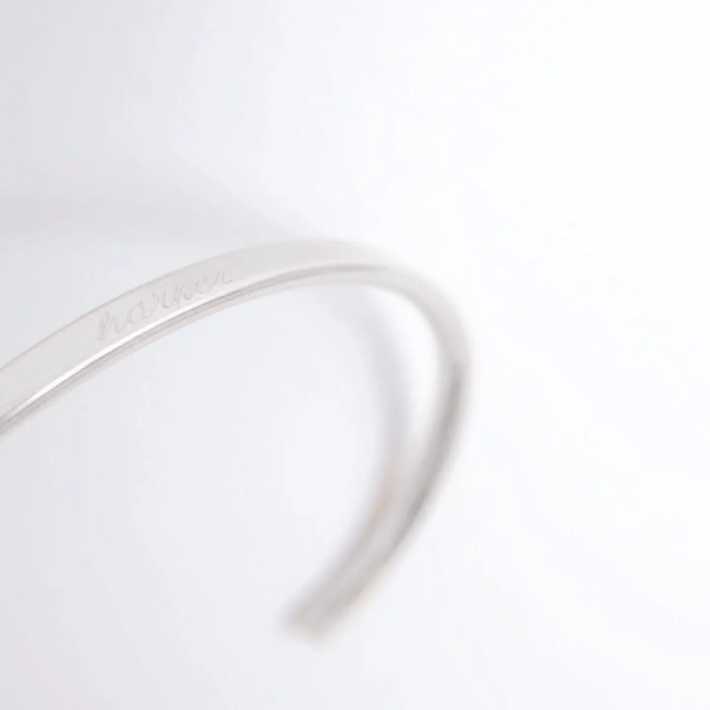 Engrave Brac V1