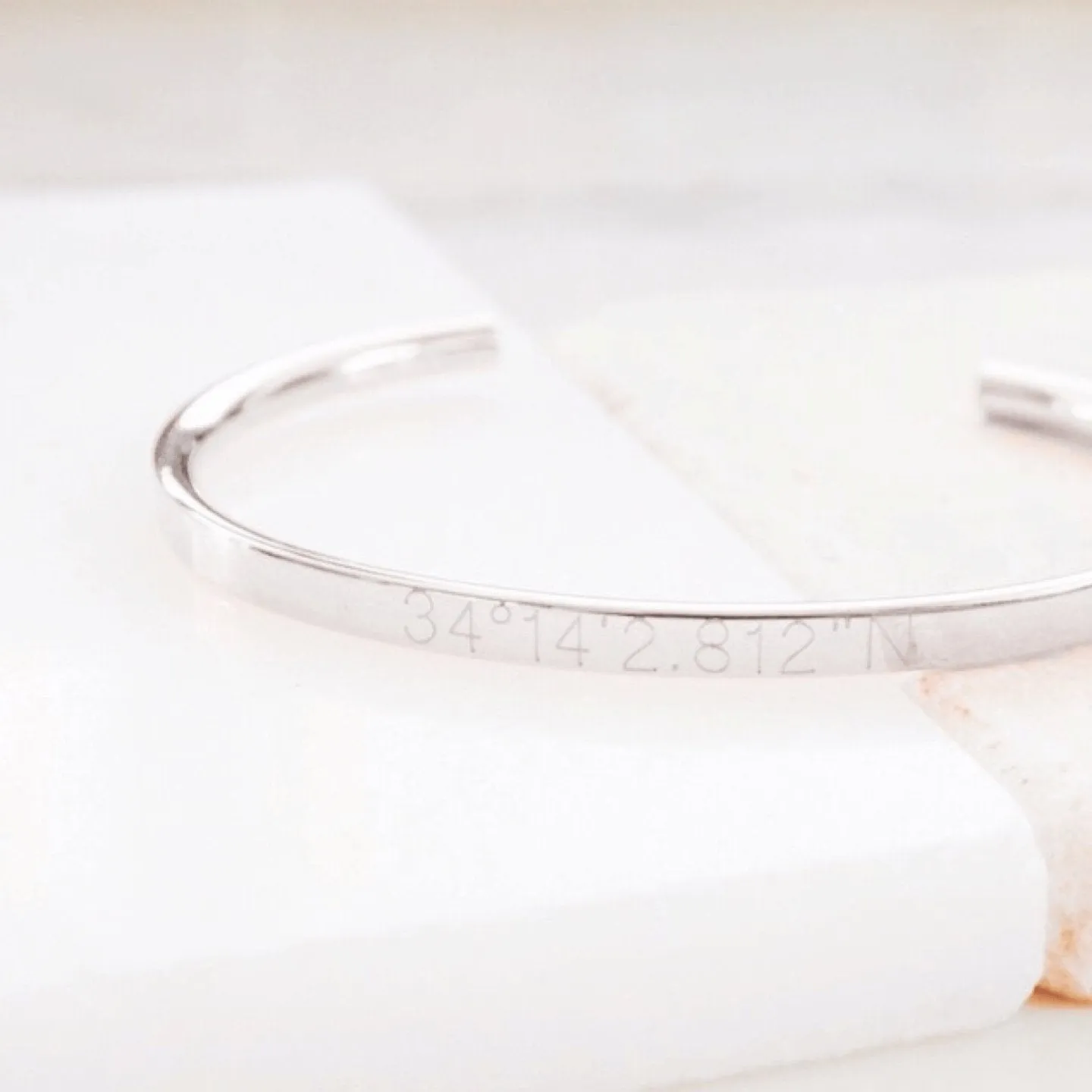 Engrave Brac V1