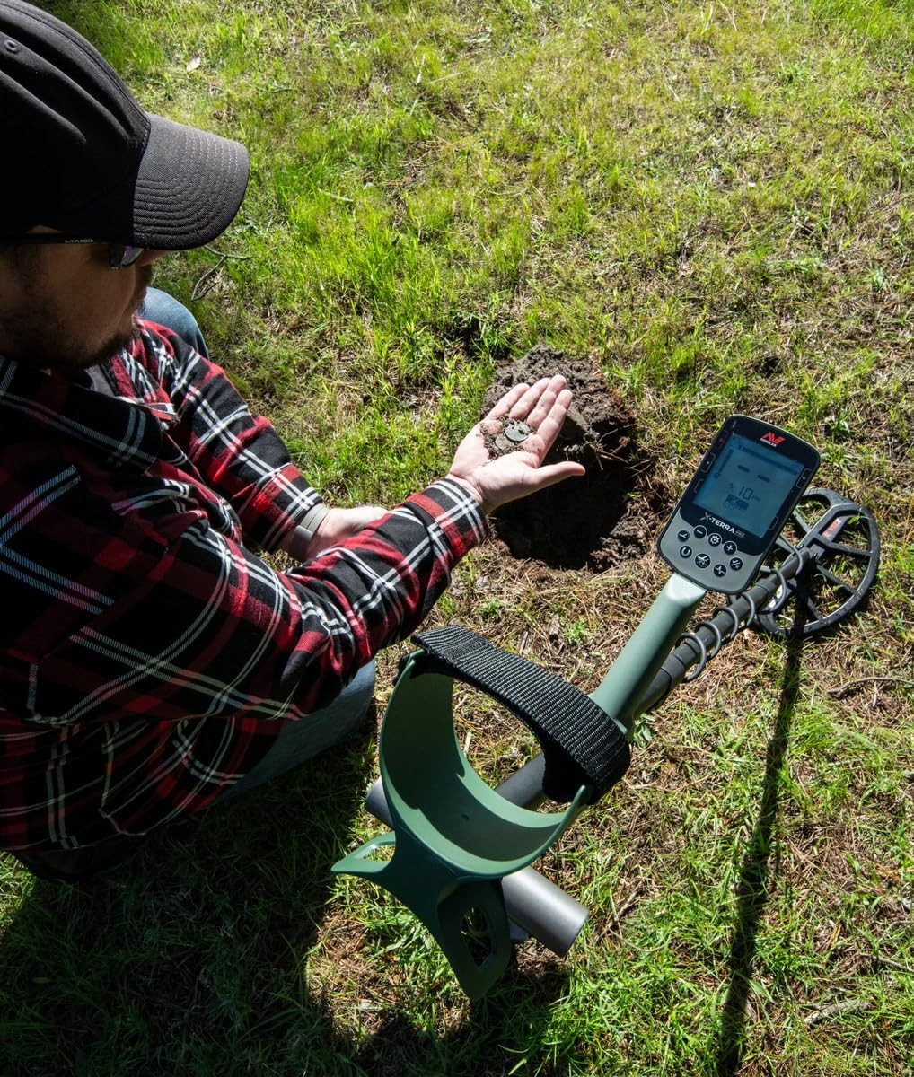 MINELAB X-Terra Pro Metal Detector