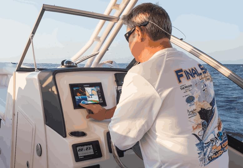 Simrad GO Chartplotter & Fish Finder with C-MAP Chart Card