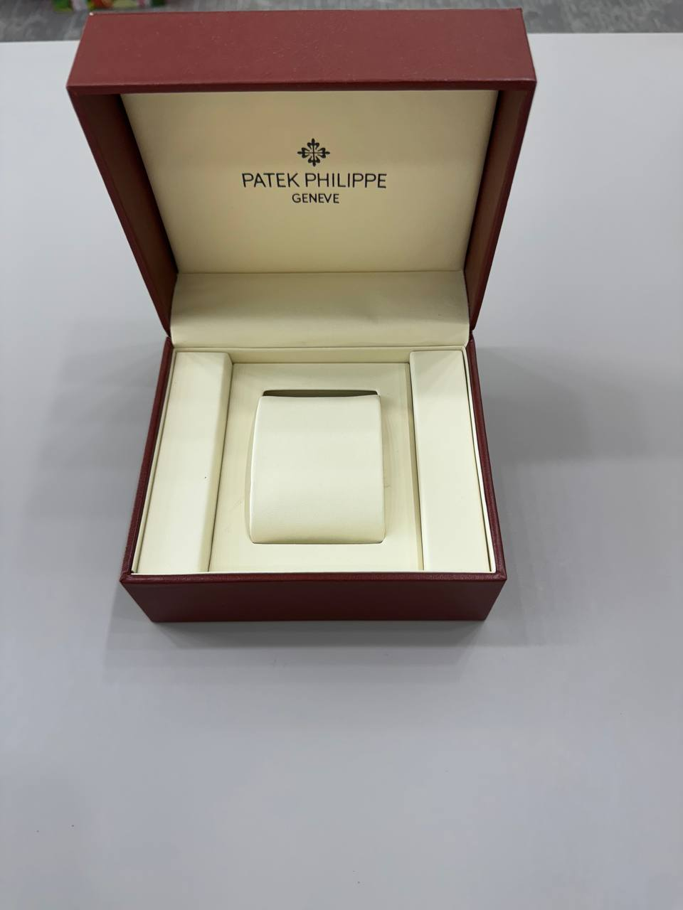 Original Patek Philippe Geneve box - United Luxury