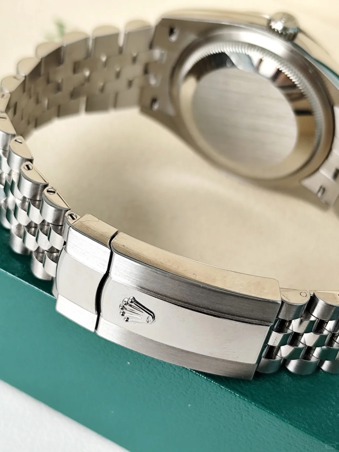 Rolex Datejust Series m126234-0017, new Datejust with blue dial, bar indexes, five-piece link bracelet, 36mm blue dial - United Luxury