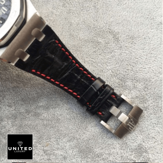 audemars_piguet_royal_oak_offshore_tour_auto_26470ST.OO_.A101CR_clasp