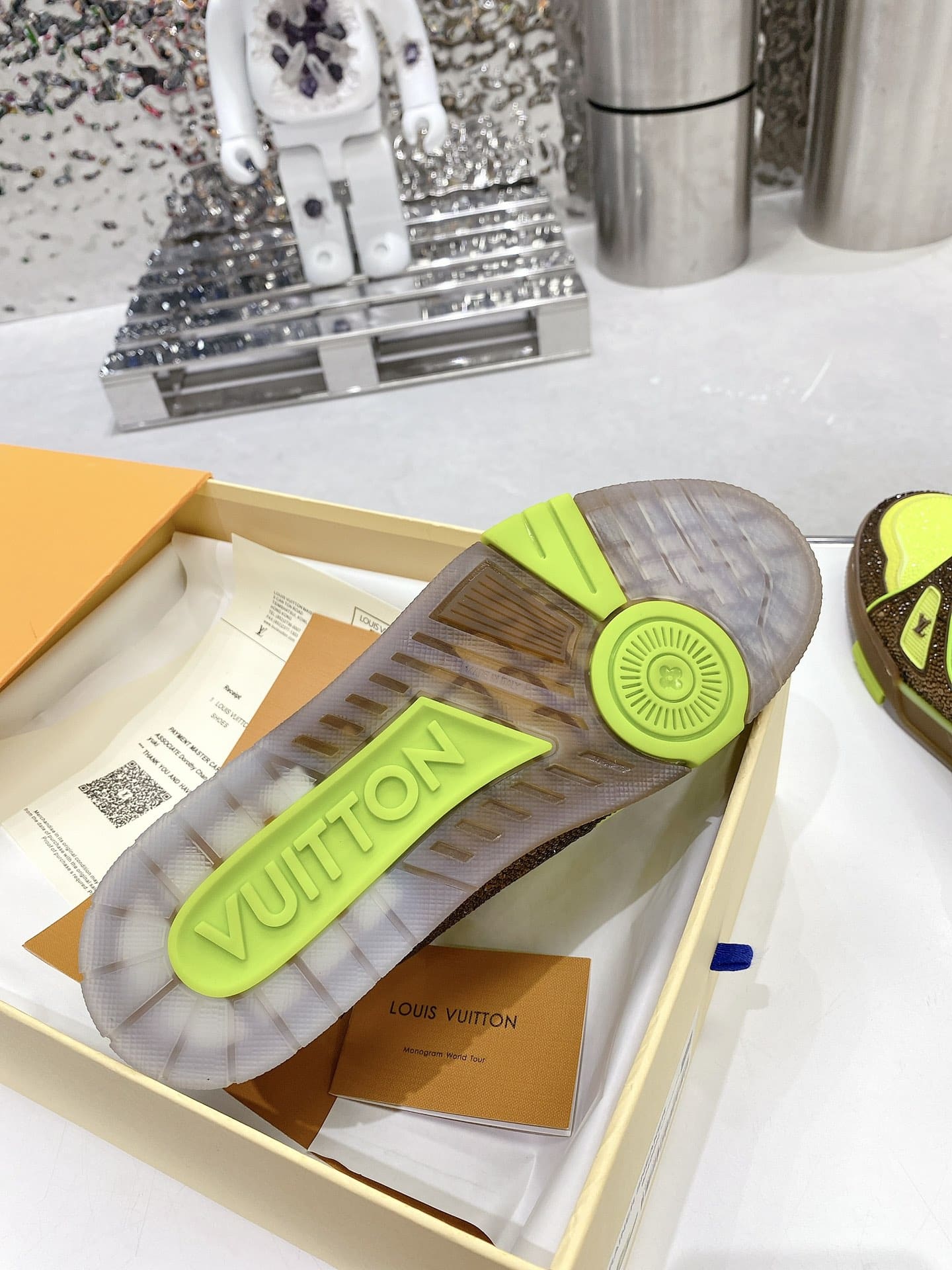 (1:1 replica) Louis Vuitton Women s LV Trainers Yellow For Women LV