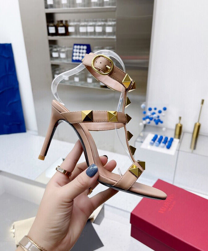 (1:1 replica) Valentino Women s Roman Stud Calfskin Sandal 100 MM