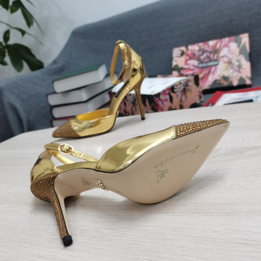 (1:1 replica) Dolce Gabbana Patent Pumps With Fusible Rhinestones Gold For Women DG Shoes