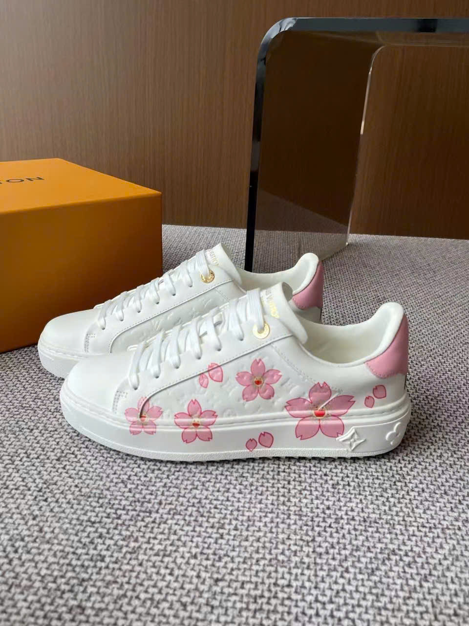 (1:1 replica) Louis Vuitton Monogram Cherry Blossoms Sneaker Shoes