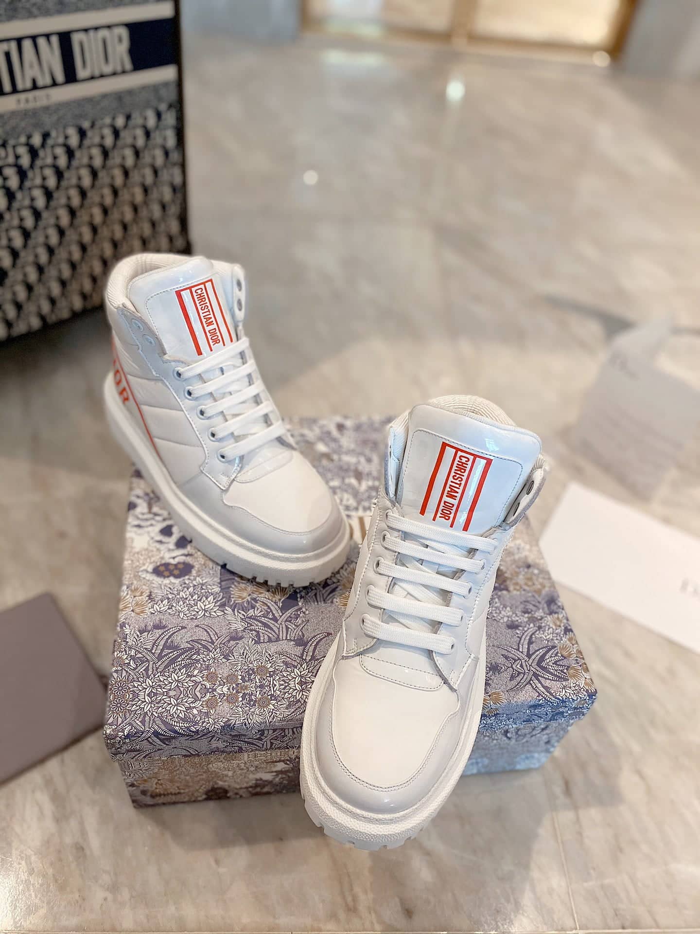 (1:1 replica) Christian Dior D-Player Patent-Trim White/Red For Women CD