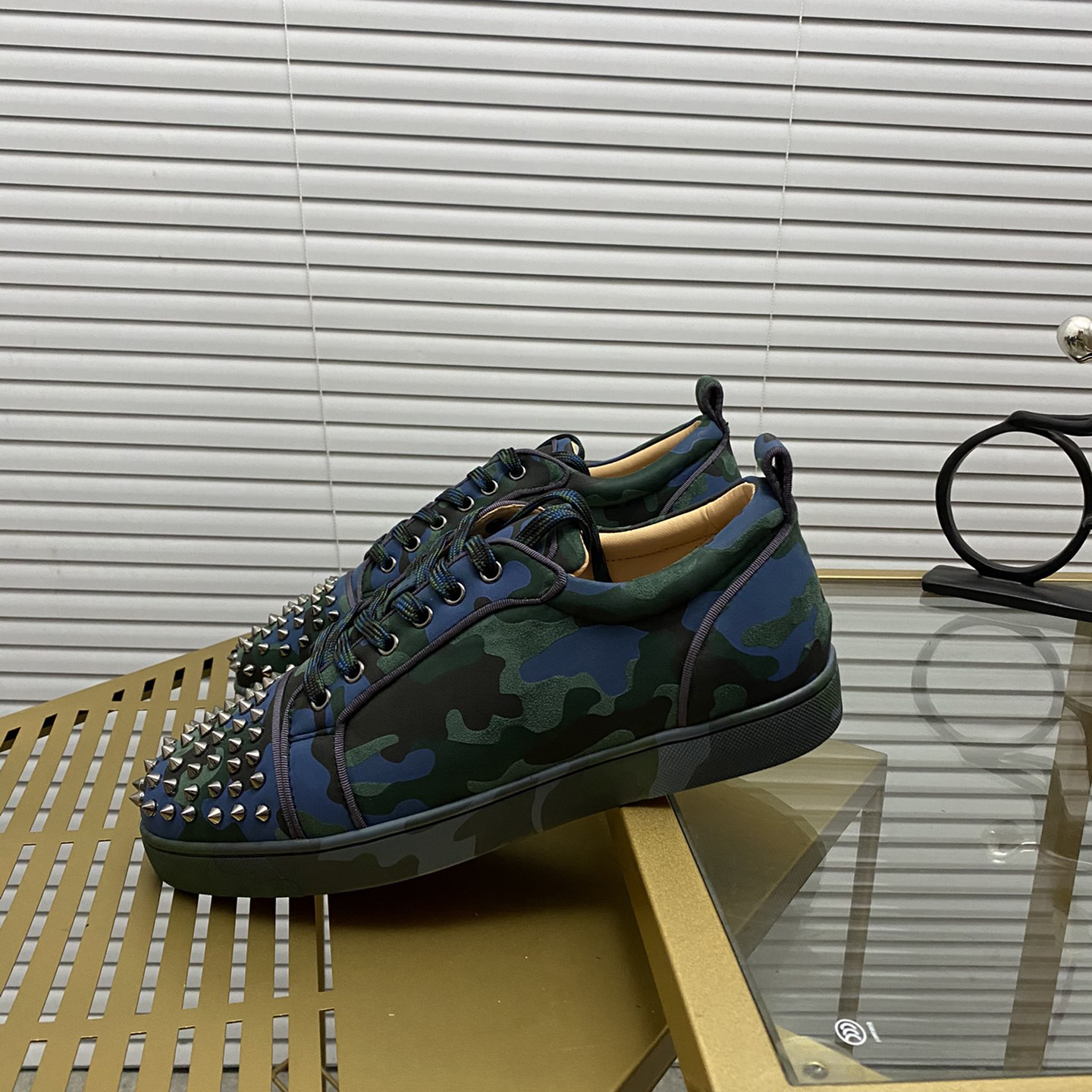 (1:1 replica) Christian Louboutin Low Top Sneakers Unisex Shoes